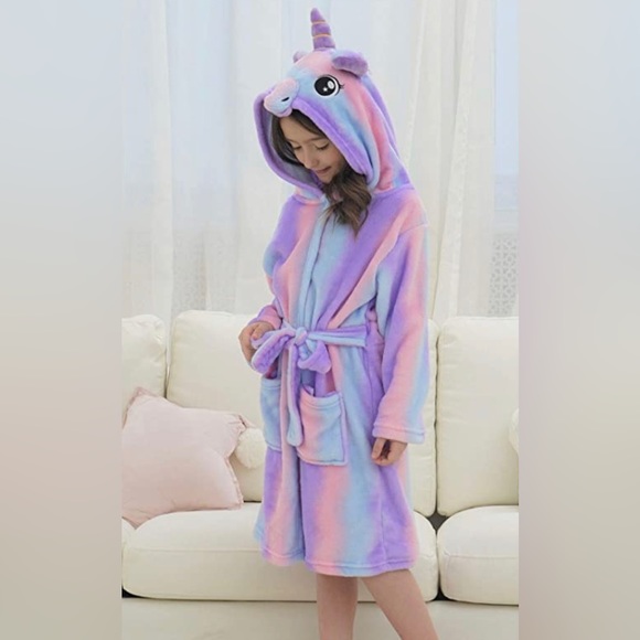 NWT Doctor Unicorn Bright Purple Size 7-9 Years Bath Sleep Robe - Picture 2 of 10
